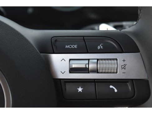 New 2026 Hyundai Tucson Limited image 15