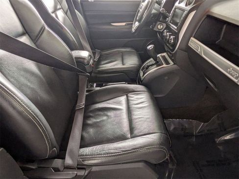 Certified 2017 Jeep Compass High Altitude image 28