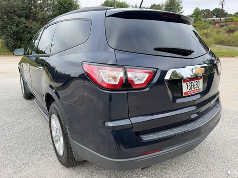 Used 2016 Chevrolet Traverse LS FWD image 4