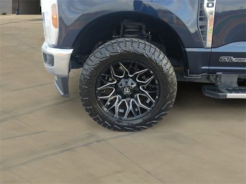 Used 2024 Ford F250 XLT w/ FX4 Off-Road Package image 14