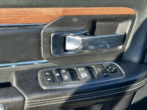 Used 2013 RAM 3500 Laramie image 39