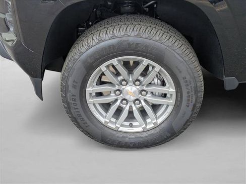 New 2025 Chevrolet Colorado LT w/ LT Convenience Package image 10