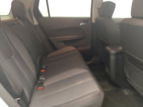 Used 2017 GMC Terrain SLE AWD/4WD image 19