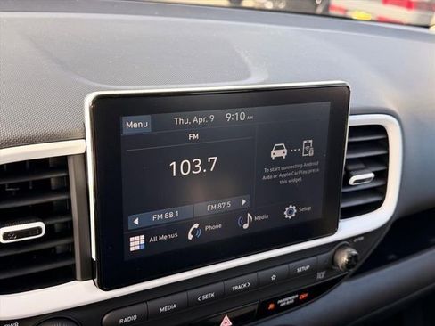 New 2026 Hyundai Venue SEL FWD image 23