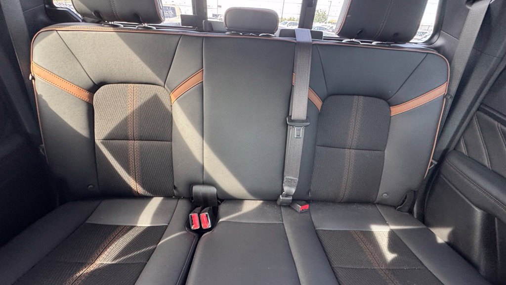Used 2024 GMC Canyon AT4 w/ Canyon Safety Plus Package AWD/4WD image 24