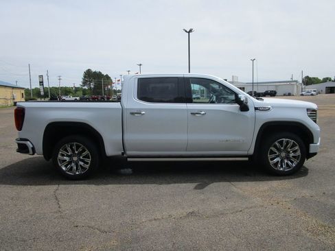 New 2026 GMC Sierra 1500 Denali image 6