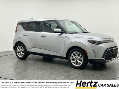 Used 2025 Kia Soul LX w/ LX Technology Package