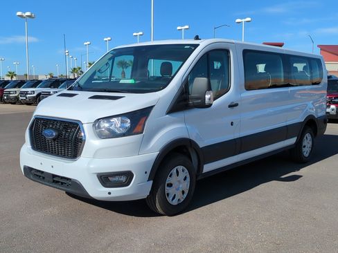 Used 2024 Ford Transit 350 XLT RWD image 7