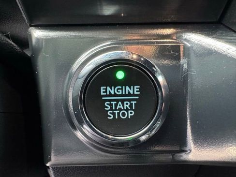 Certified 2023 Ford F150 Lariat AWD/4WD image 35