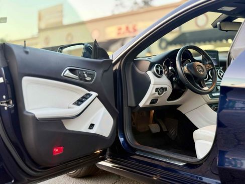 Used 2018 Mercedes-Benz CLA 250 image 22