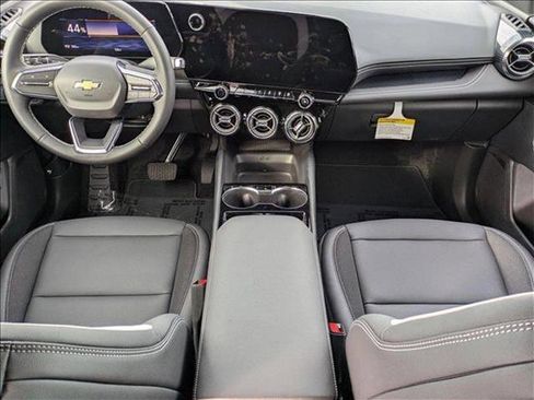 New 2025 Chevrolet Blazer EV LT image 13
