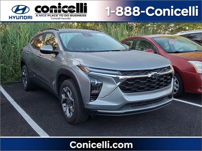 Used 2025 Chevrolet Trax LT w/ Driver Confidence Package