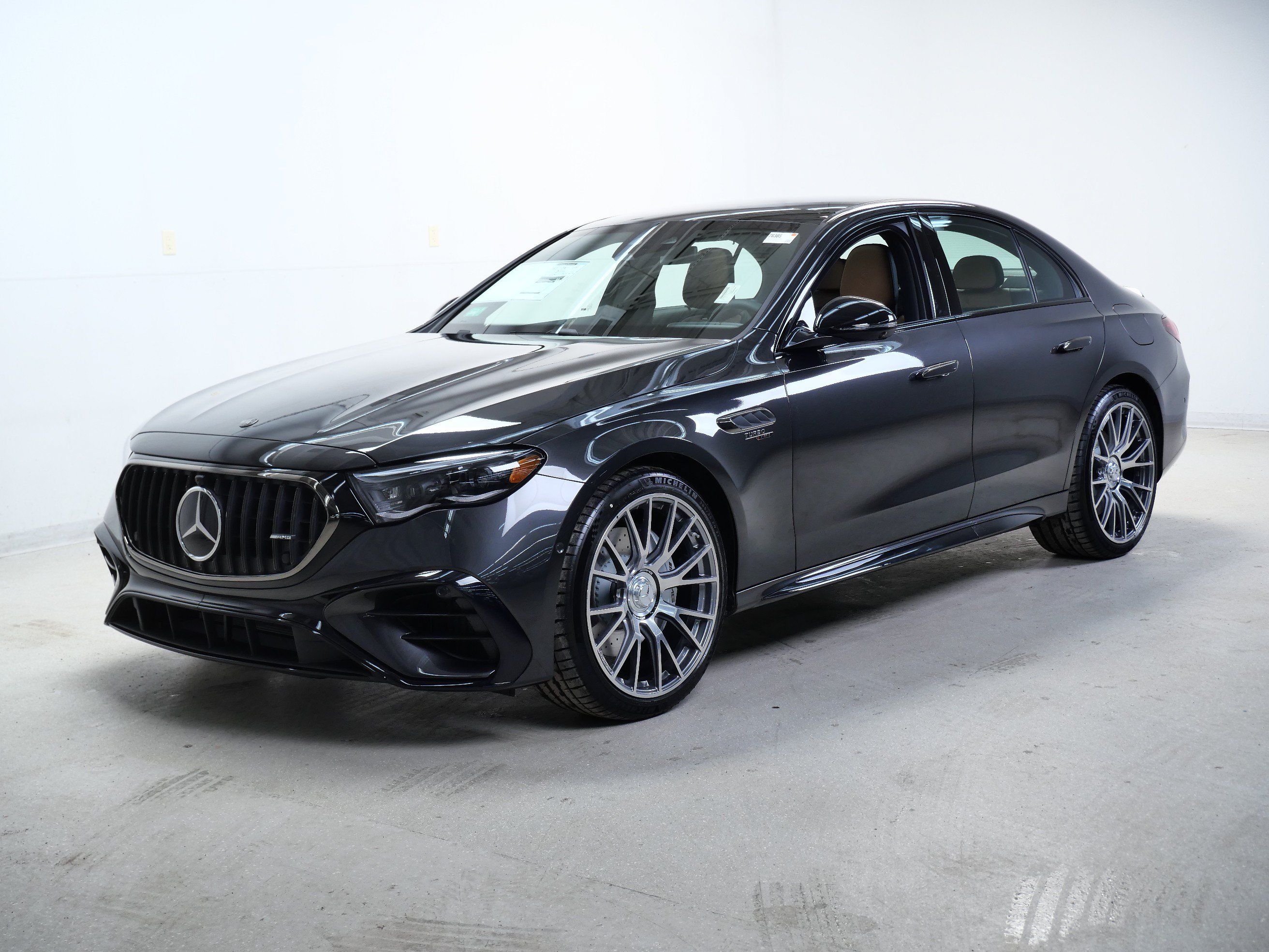 New 2026 Mercedes-Benz E 53 AMG e 4MATIC Sedan image 4