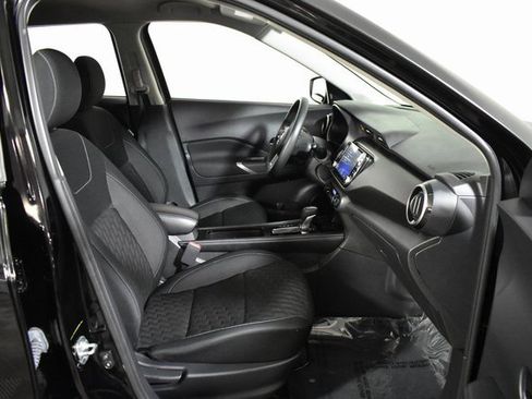 Used 2021 Nissan Kicks SV w/ Interior Electronics Package image 31