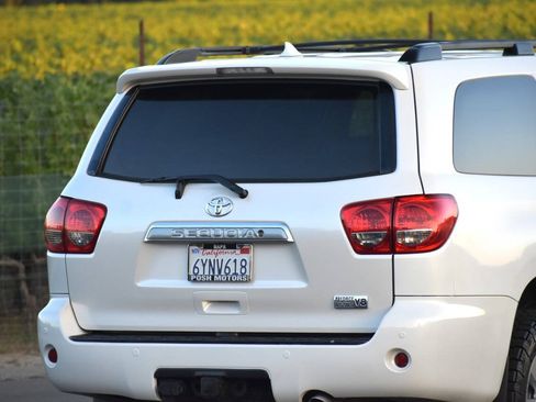 Used 2013 Toyota Sequoia Platinum AWD/4WD image 21