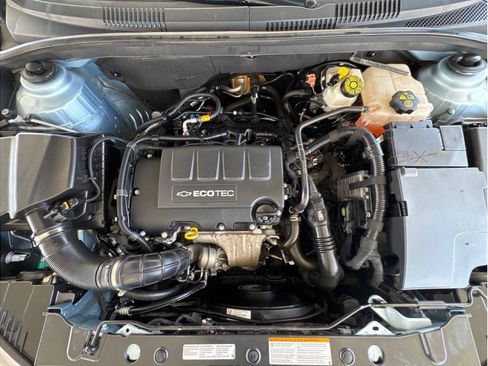Used 2011 Chevrolet Cruze Eco FWD image 25
