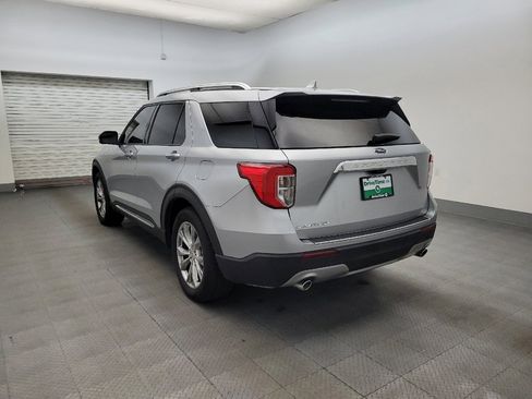 Used 2020 Ford Explorer Limited RWD image 5