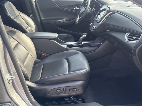Used 2024 Chevrolet Malibu LT FWD image 13