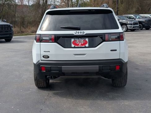 New 2026 Jeep Cherokee Overland w/ Trailer Tow Group image 6