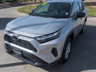 Used 2025 Toyota RAV4 LE AWD/4WD video 3