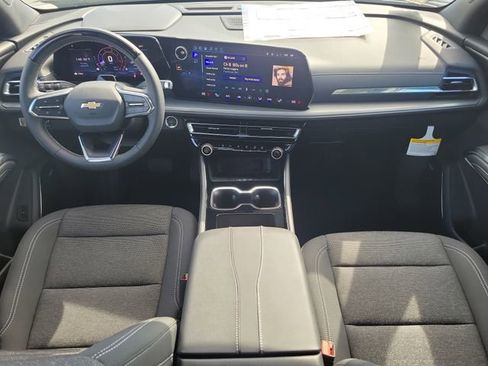 New 2026 Chevrolet Traverse LT w/ Enhanced Driving Package image 14