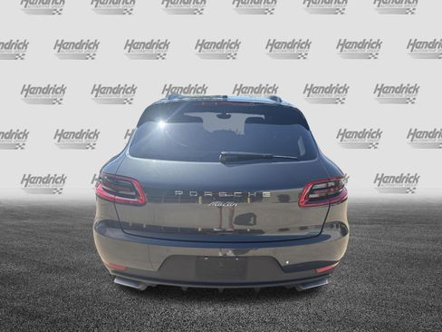 Used 2017 Porsche Macan AWD/4WD image 9