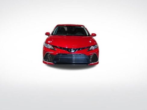 Used 2024 Toyota Camry LE image 8