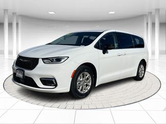 Certified 2024 Chrysler Pacifica Touring-L video 1