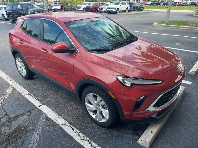 Certified 2024 Buick Encore GX Preferred w/ Comfort Package FWD image 1