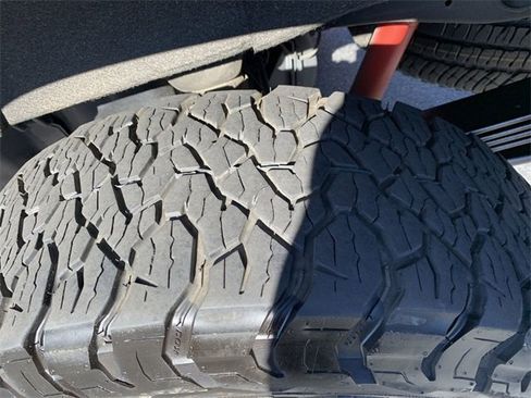 Used 2025 Chevrolet Silverado 2500 LT w/ Trail Boss Package image 35