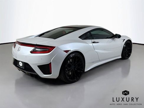Used 2018 Acura NSX AWD/4WD image 8