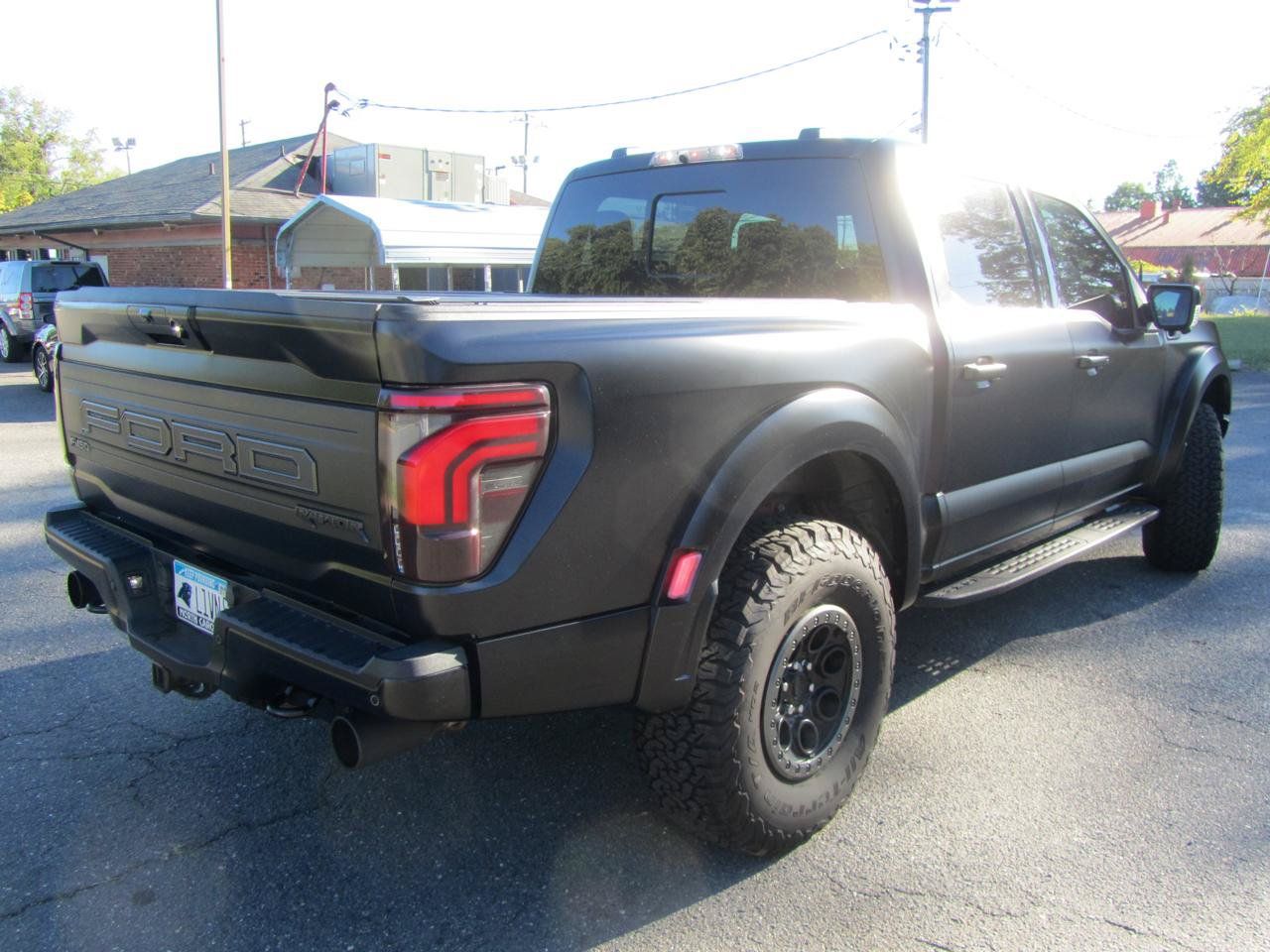 Used 2025 Ford F150 Raptor AWD/4WD image 10