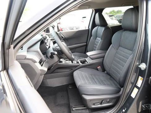 New 2026 Nissan Rogue SL AWD/4WD image 9