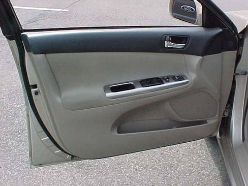 Used 2006 Toyota Camry SE FWD image 24