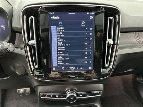 Certified 2023 Volvo XC40 Recharge Ultimate w/ Protection Package Premier image 16