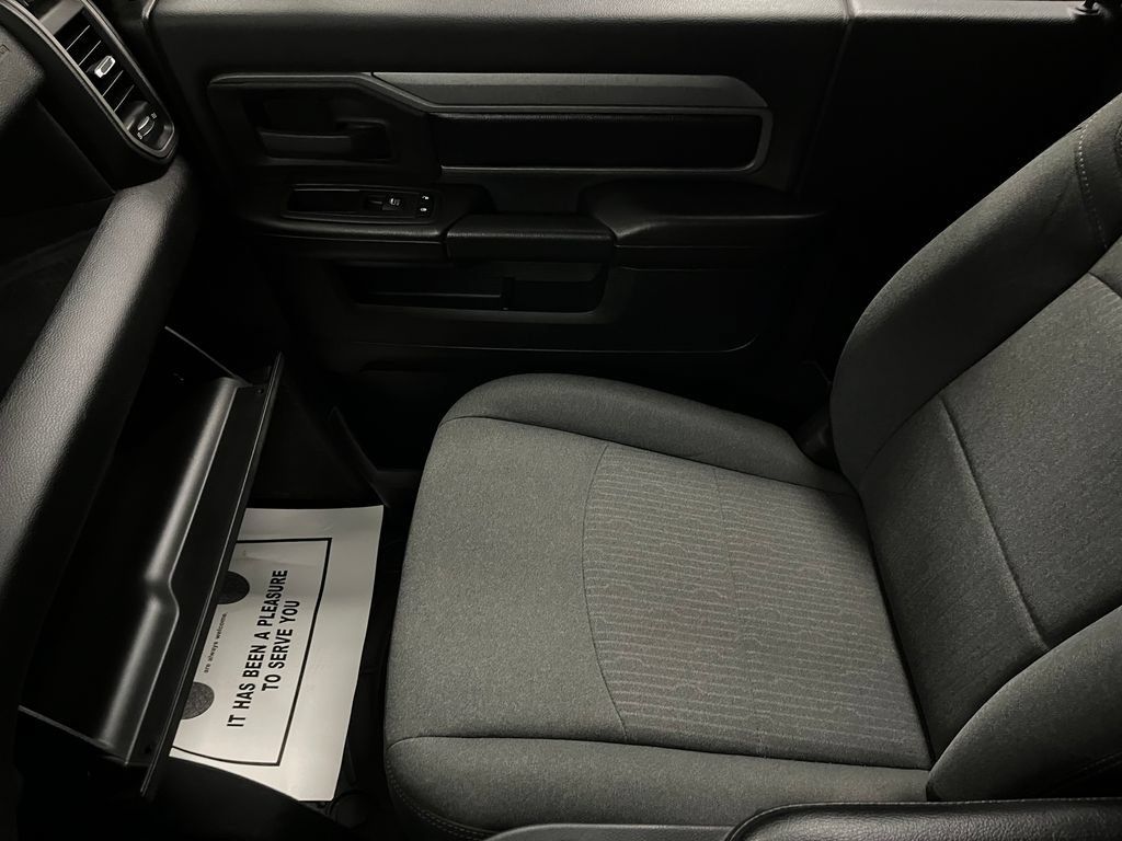Used 2022 RAM 3500 Tradesman AWD/4WD image 39