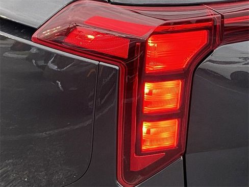 New 2026 Kia Carnival LXS image 7