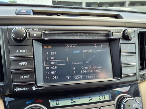Used 2015 Toyota RAV4 XLE FWD image 9