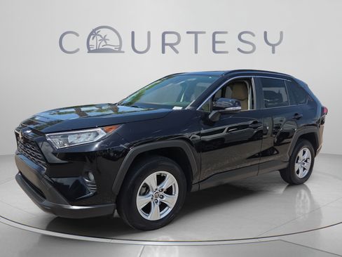 Certified 2021 Toyota RAV4 XLE AWD/4WD image 1