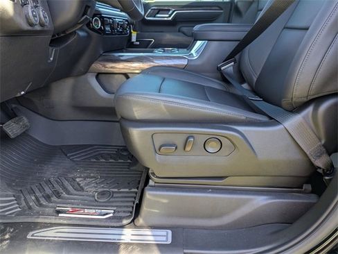 New 2025 Chevrolet Silverado 2500 LTZ w/ LTZ Convenience Package image 11