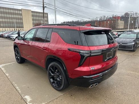 Certified 2024 Chevrolet Traverse RS w/ LPO, Floor Liner Package image 3