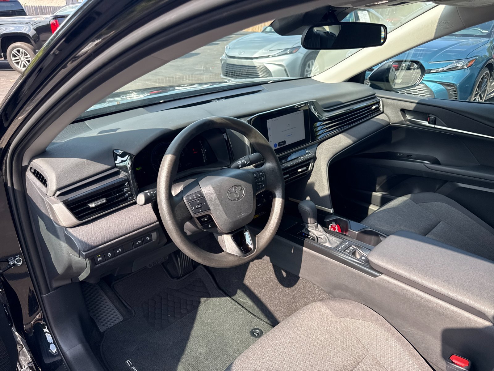 Used 2026 Toyota Camry LE FWD image 10
