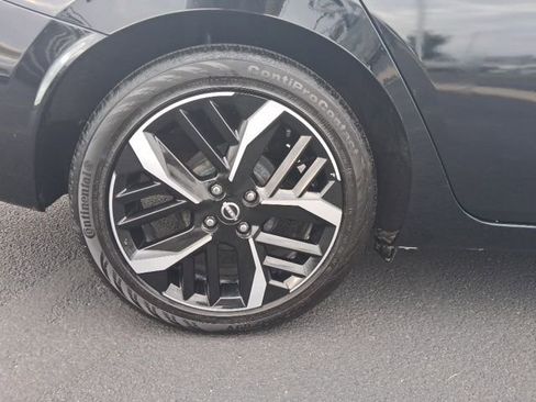 Used 2024 Nissan Versa SR image 8