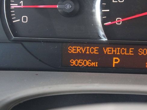 Used 2005 Cadillac STS RWD image 10