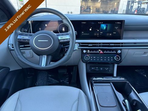 Certified 2025 Hyundai Tucson Limited image 51