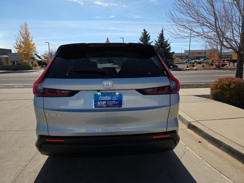 New 2026 Honda CR-V EX image 5