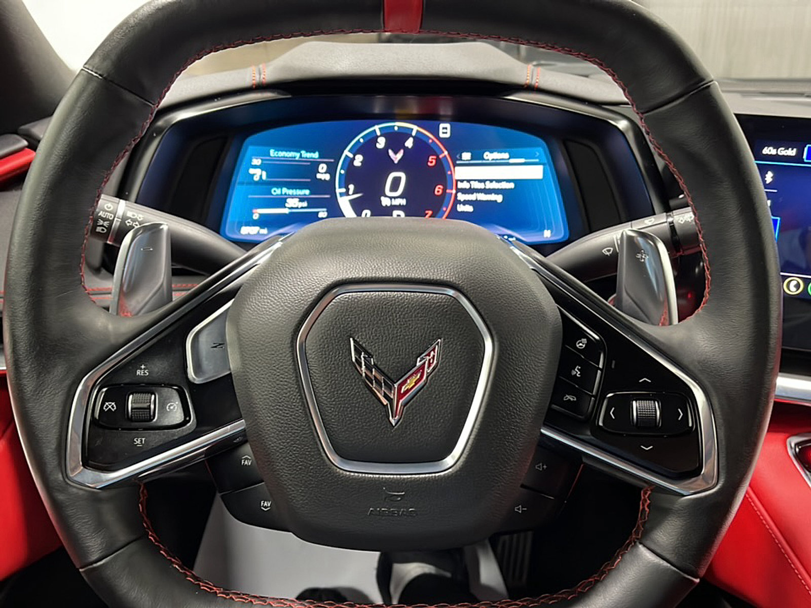 Used 2020 Chevrolet Corvette Stingray Preferred Cpe w/ 2LT Preferred Equipment Group RWD image 4