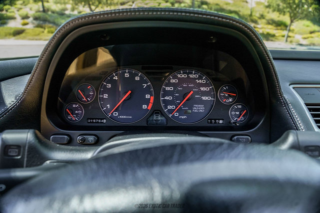 Used 2004 Acura NSX T RWD image 45