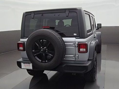 Used 2023 Jeep Wrangler Unlimited Sport AWD/4WD image 5