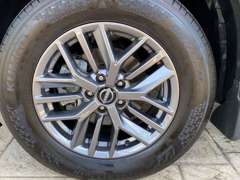 Certified 2025 Nissan Rogue S FWD image 11